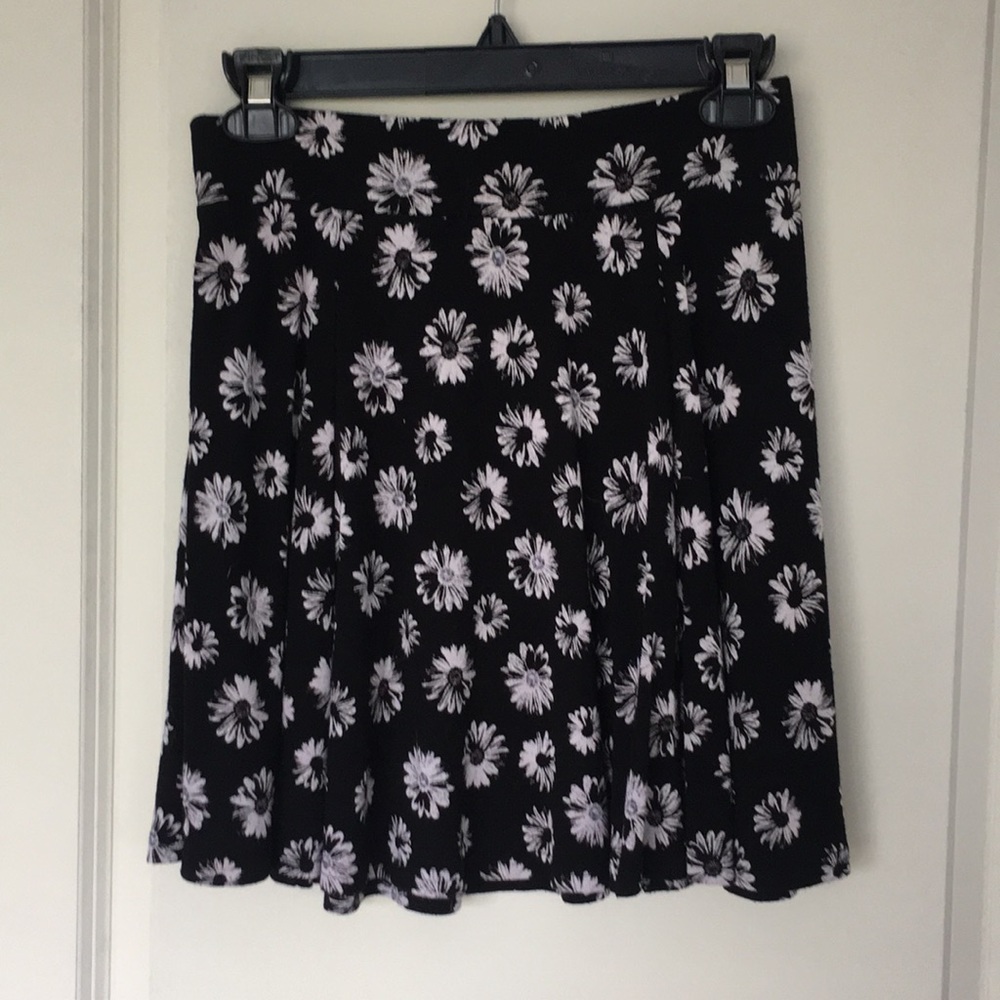 Sunflower black mini skirt